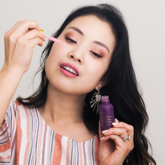 ANTIOXIDANT SERUM + PRIMER UNICORN ESSENCE - Picture 5 of 7